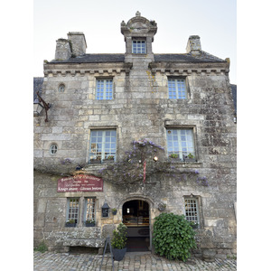 Picture France Locronan 2026-04 95 - Road Map Locronan