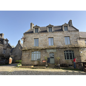 Picture France Locronan 2026-04 40 - Perspective Locronan