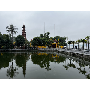 Picture Vietnam Hanoi Tran Quoc Pagoda 2024-01 4 - Road Tran Quoc Pagoda