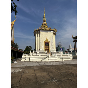 Picture Cambodia Phnom Penh Royal Palace 2024-01 51 - Flights Royal Palace
