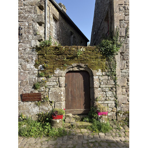Picture France Locronan 2026-04 119 - Car Locronan