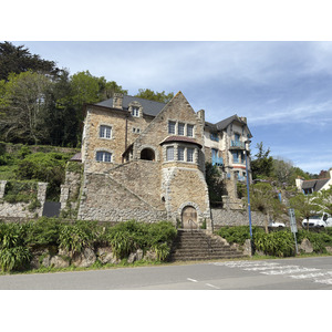 Picture France Pont Aven 2026-04 35 - Car Pont Aven