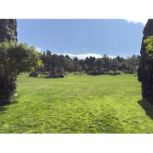 Picture China Shilin Stone Forest 2026-01 71 - Store Shilin Stone Forest