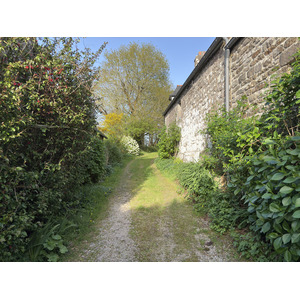 Picture France Locronan 2026-04 63 - Perspective Locronan