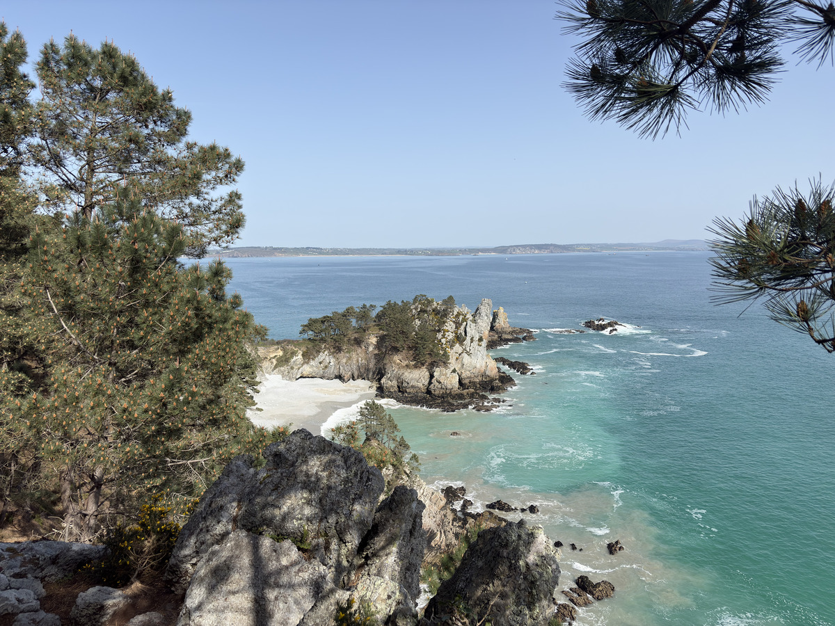 Picture France Crozon Ile Vierge Beach 2026-04 34 - Cost Ile Vierge Beach