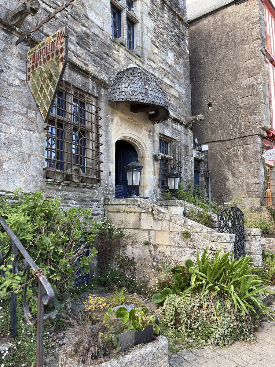 Picture France Rochefort en terre 2026-04 17 - Lands Rochefort en terre
