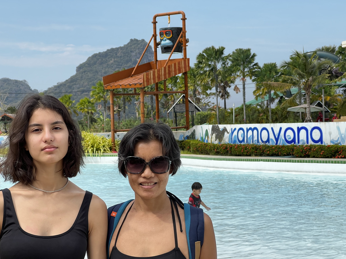 Picture Thailand Pattaya Perso 2023-12 24 - Sunrise Perso