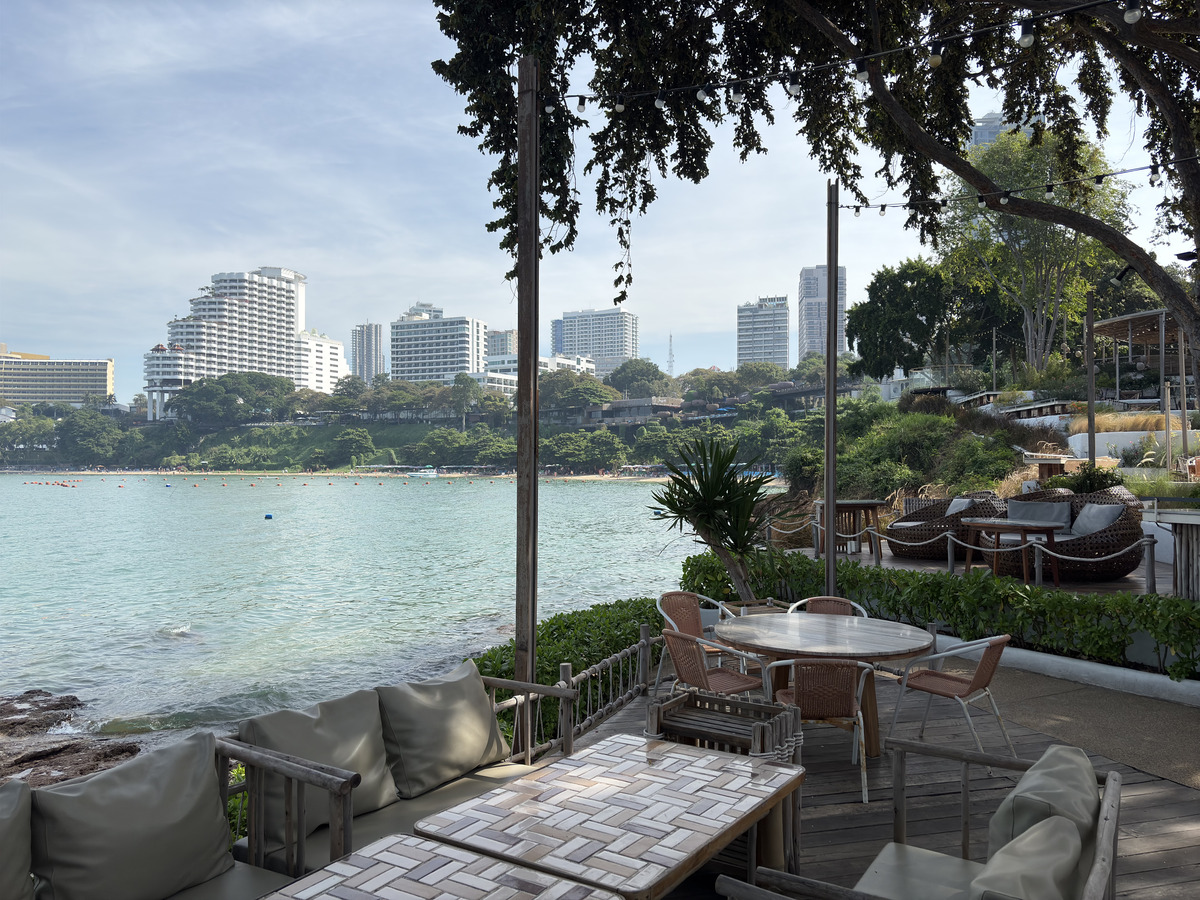 Picture Thailand Pattaya Oxygen Restaurant 2024-12 6 - City Sight Oxygen Restaurant