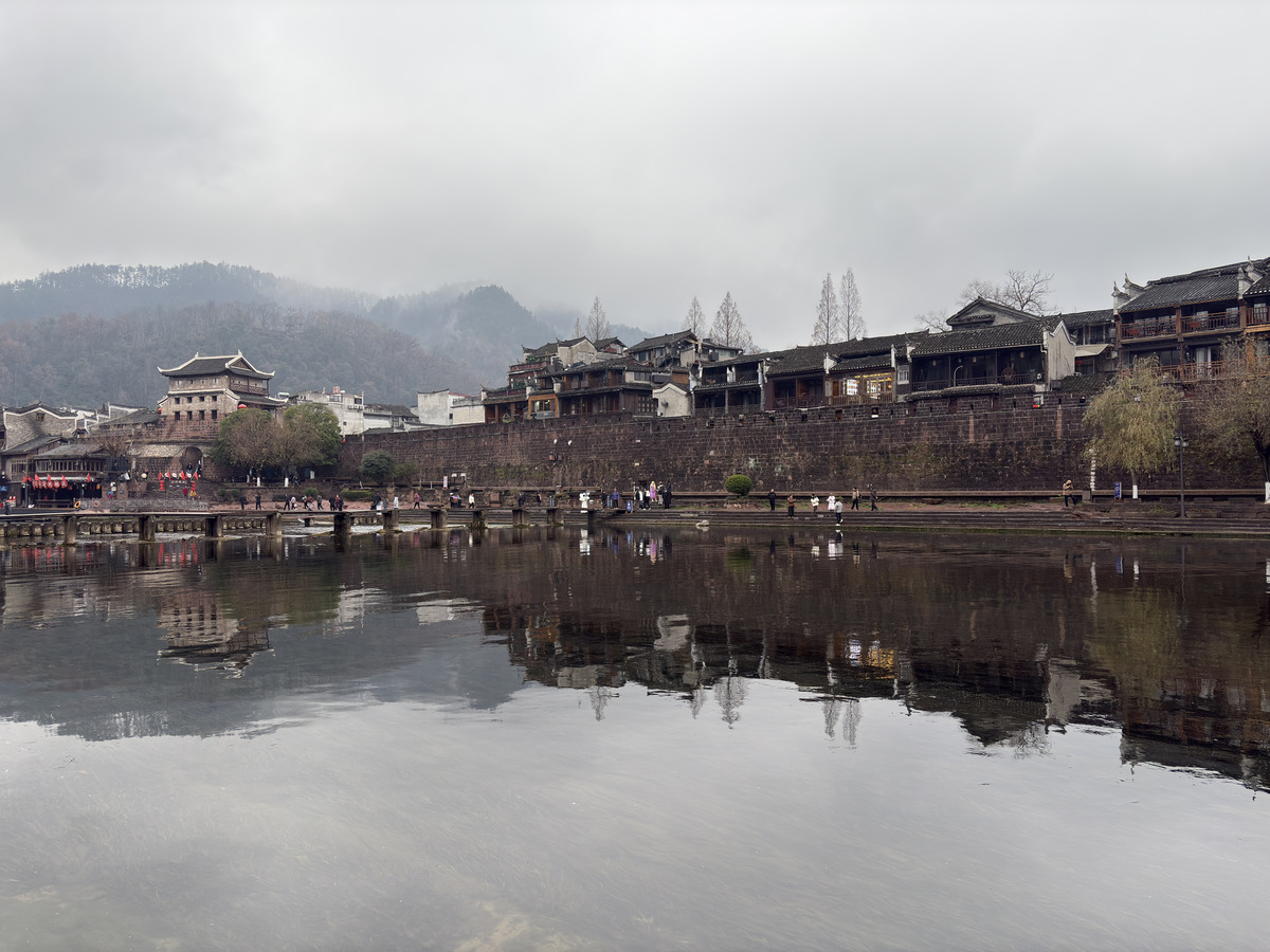 Picture China Fenghuang Ancient City 2026-01 28 - Waterfalls Fenghuang Ancient City