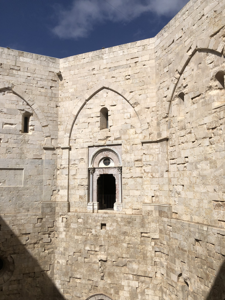 Picture Italy Castel del monte 2024-09 74 - Price Castel del monte