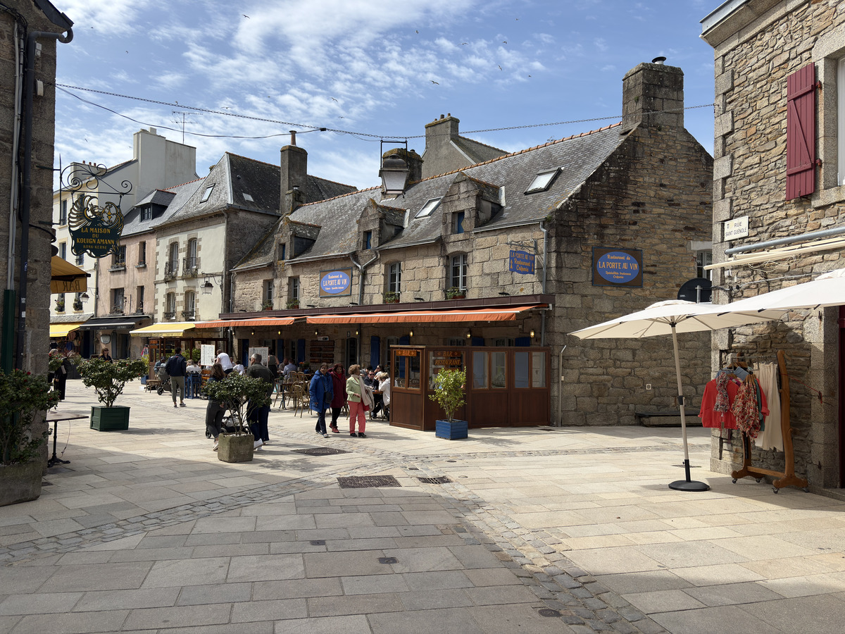 Picture France Concarneau Ville close 2026-04 105 - Restaurants Ville close