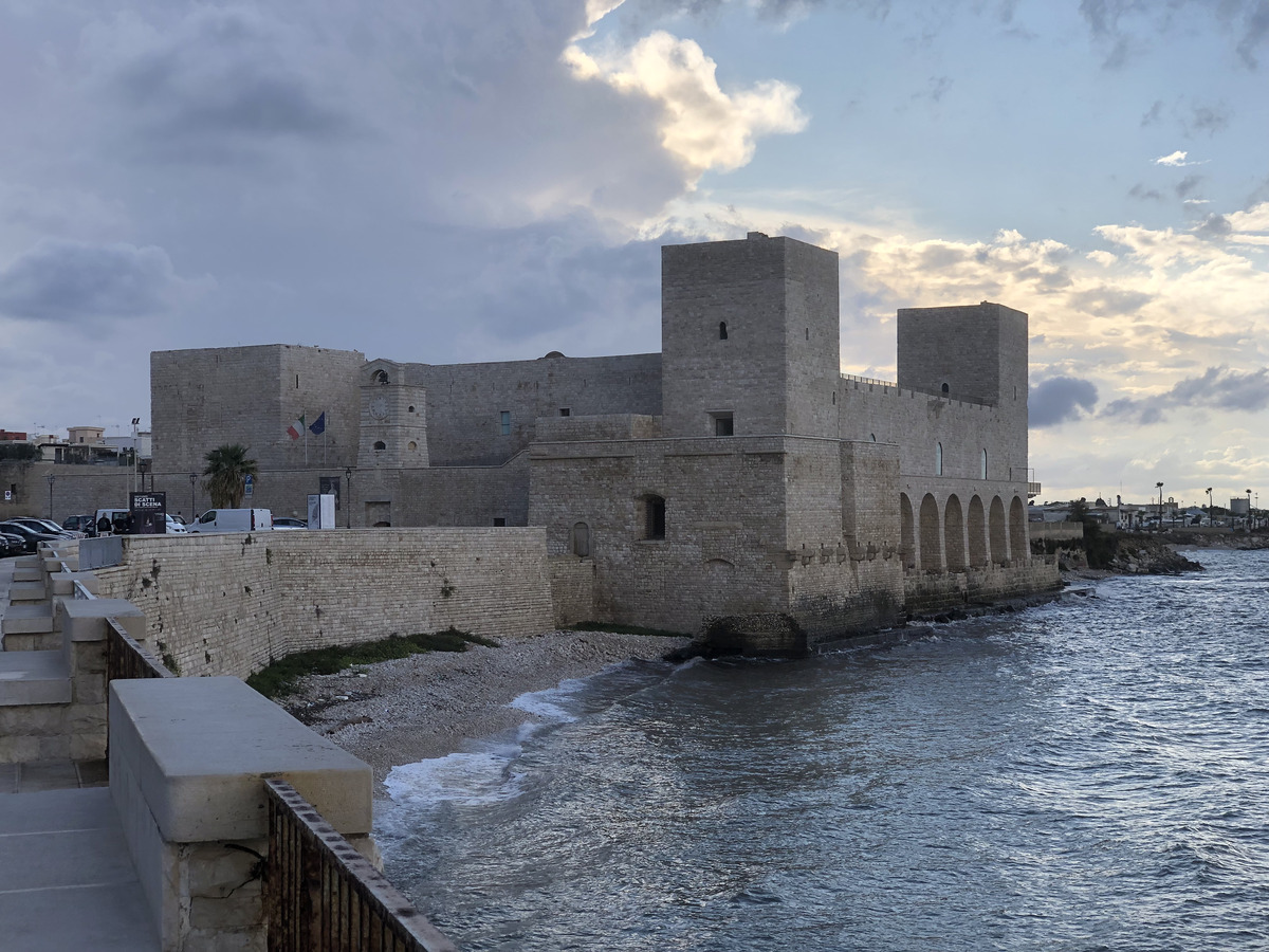 Picture Italy Trani 2024-09 145 - Winter Trani