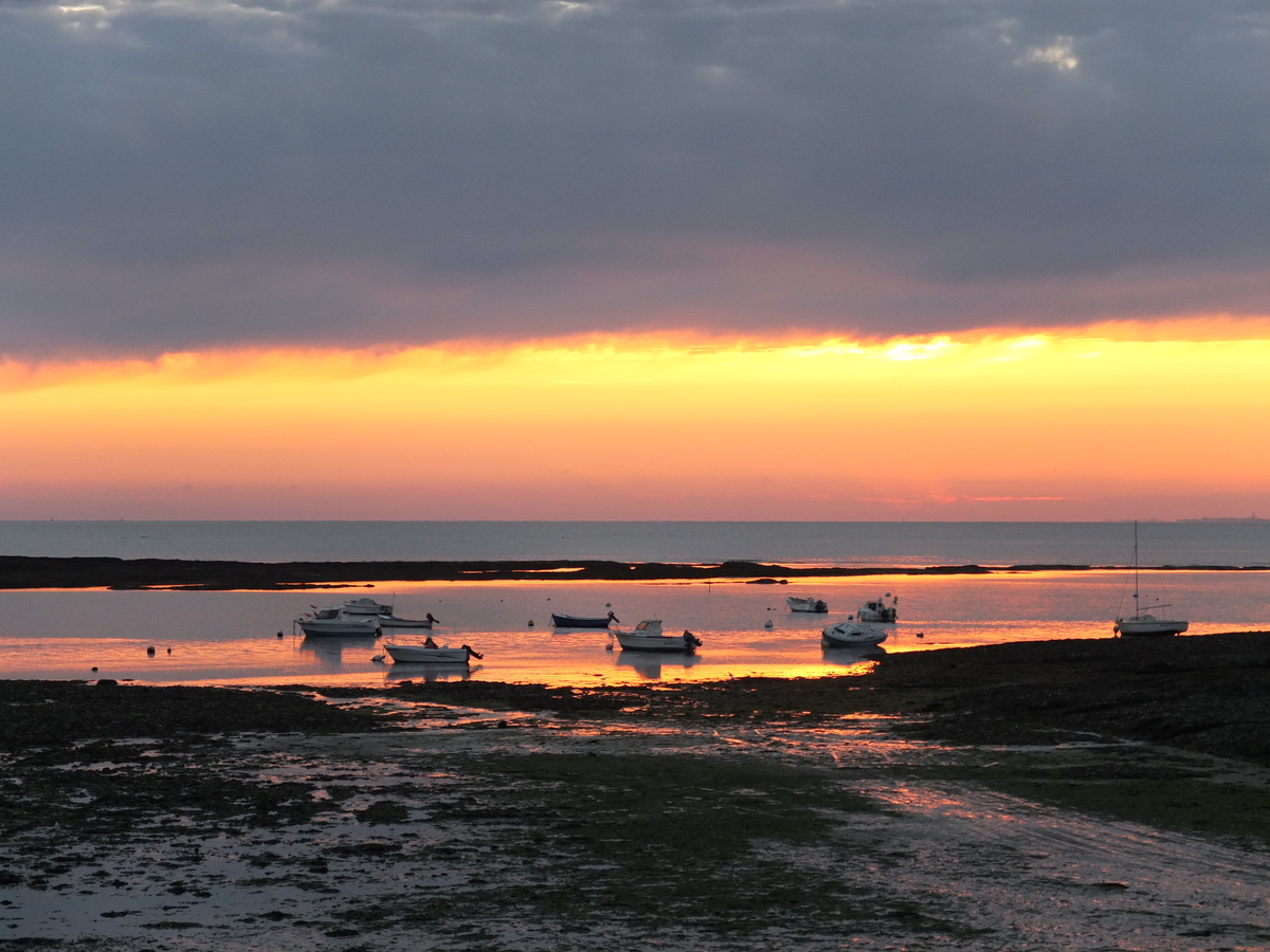 Picture France La Plaine sur mer Sunset 2012-08 14 - Lake Sunset