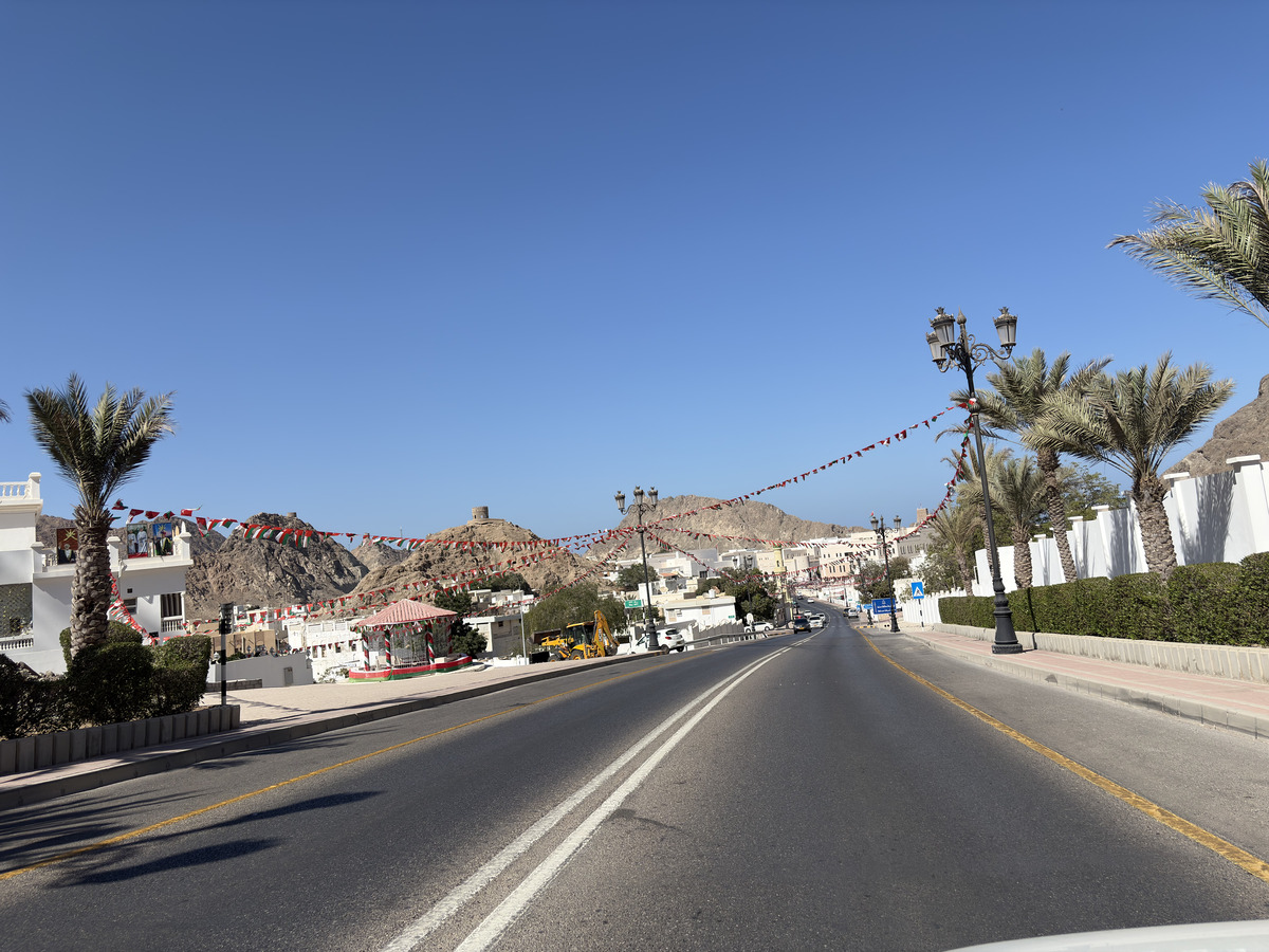 Picture Oman Mascate 2025-11 74 - Cost Mascate