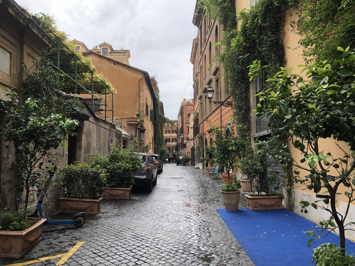 Picture Italy Rome 2024-09 126 - Street Rome