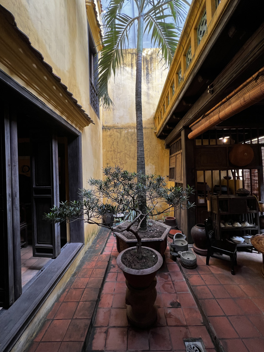 Picture Vietnam Hanoi Heritage House 2024-01 1 - Winter Heritage House