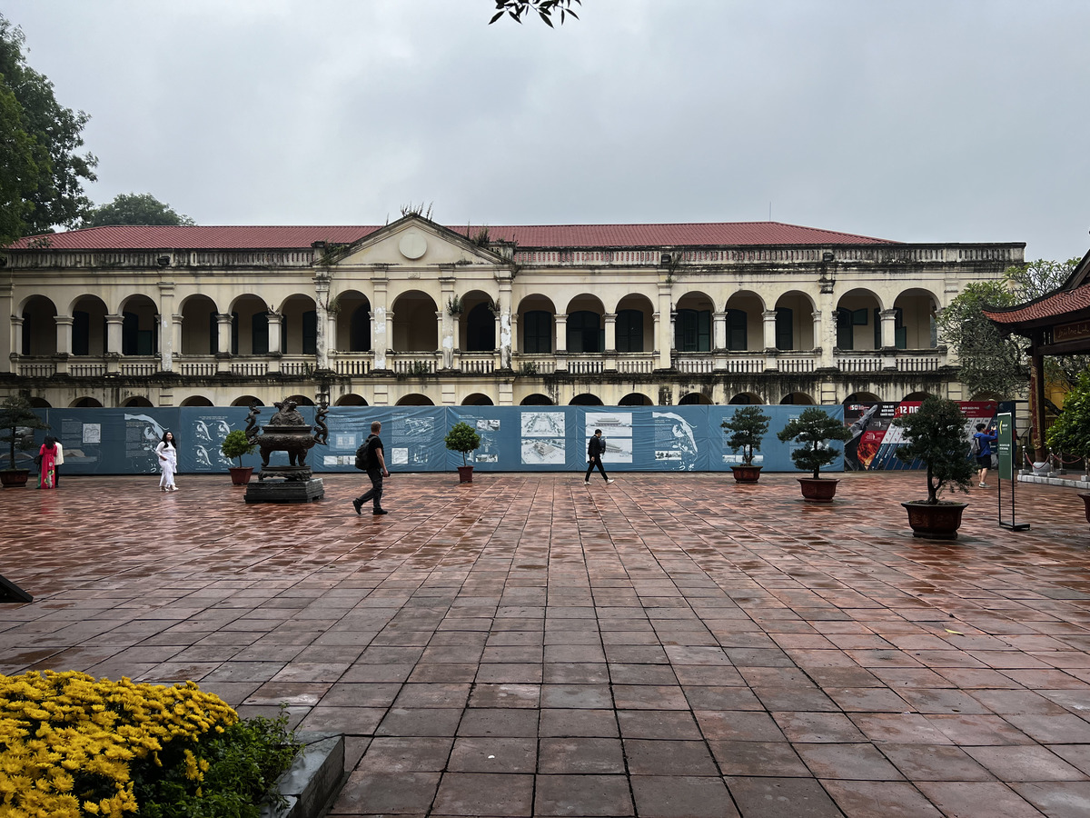 Picture Vietnam Hanoi Thang Long Citadel 2024-01 26 - Monument Thang Long Citadel
