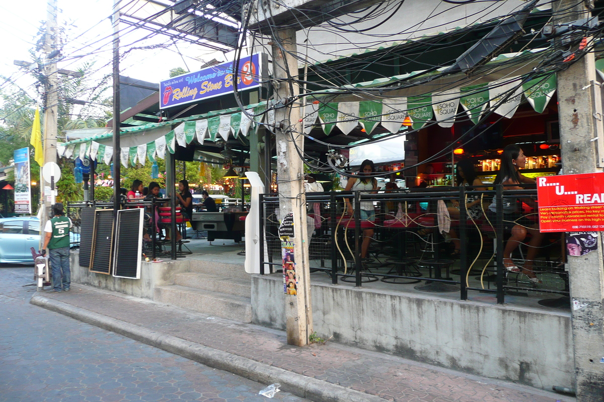Picture Thailand Pattaya Walking Street 2008-01 25 - Cost Walking Street