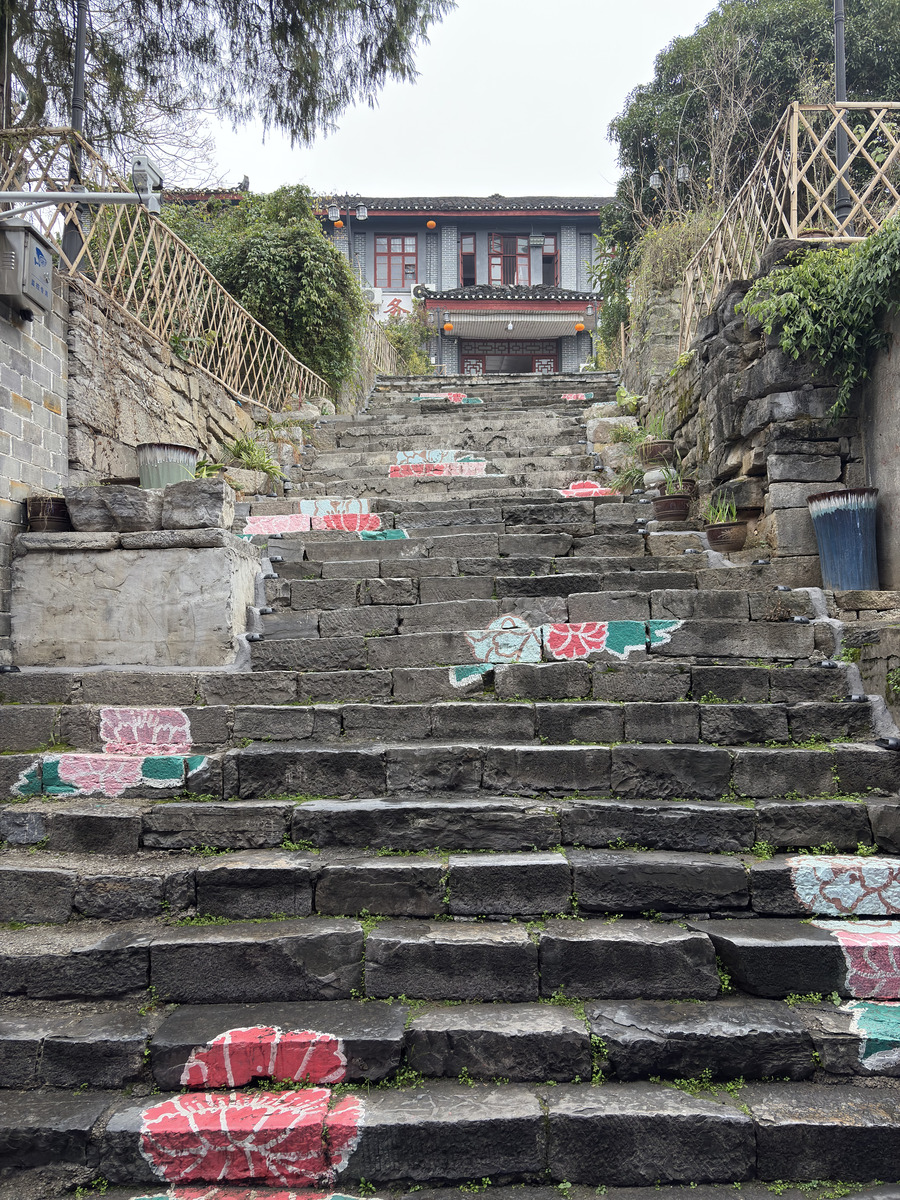 Picture China Furong Ancient Town 2026-01 118 - Cost Furong Ancient Town
