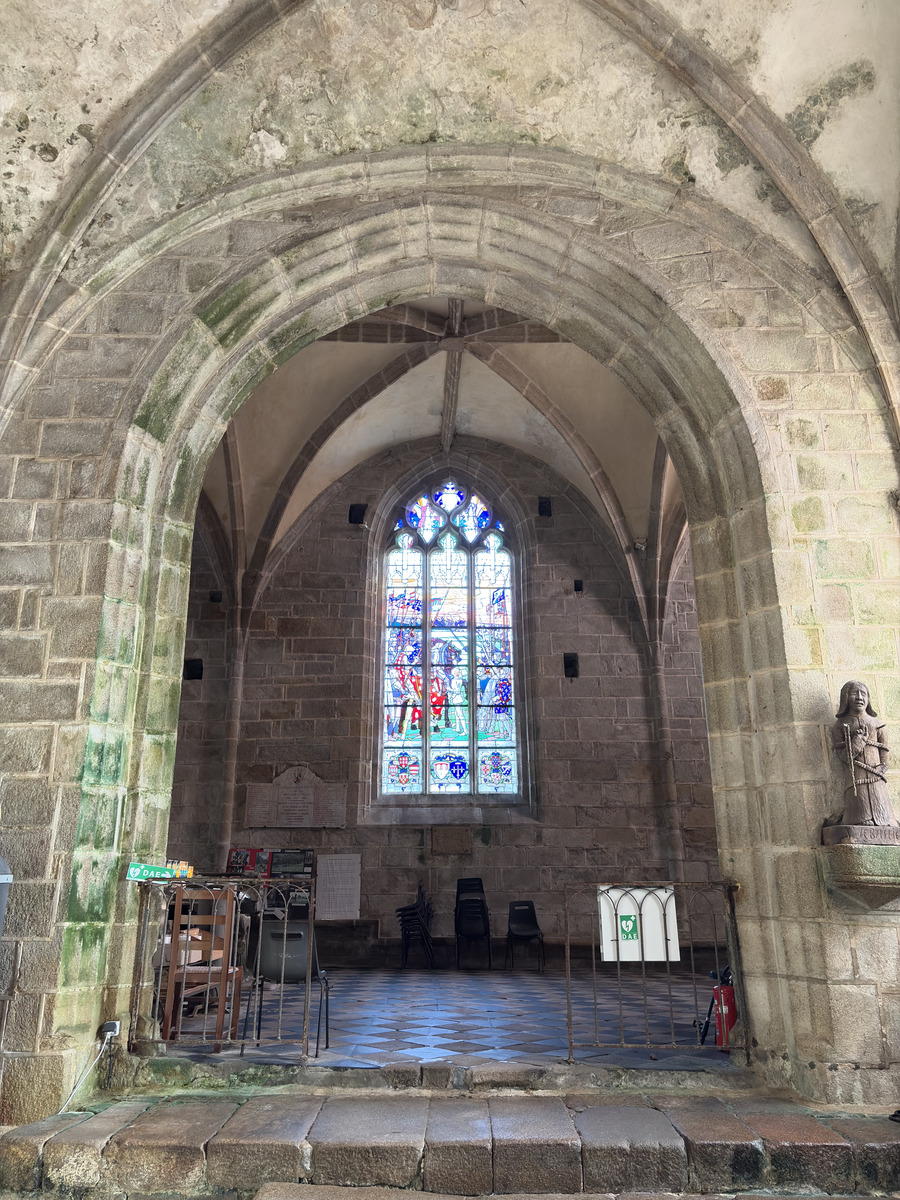 Picture France Locronan 2026-04 80 - Restaurant Locronan