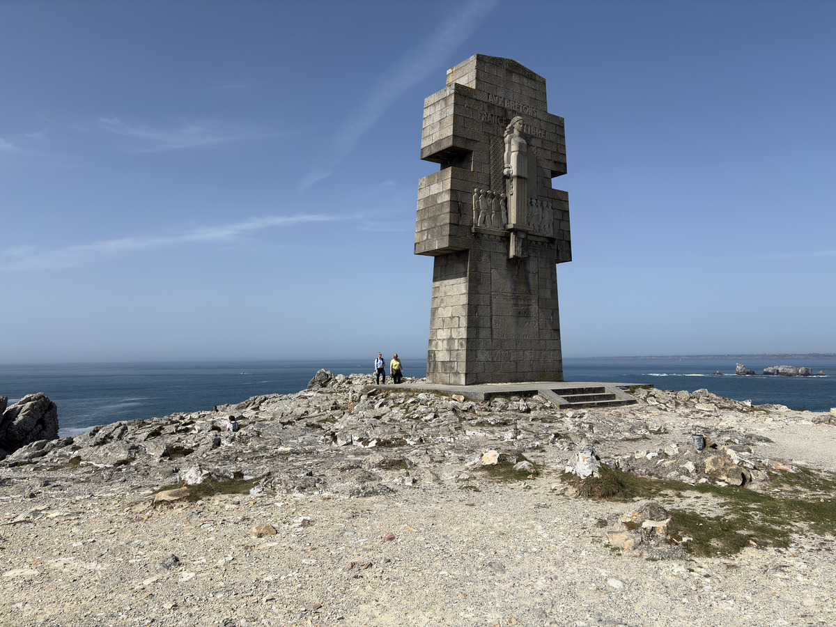 Picture France Crozon Pen Hir 2026-04 63 - Lake Pen Hir