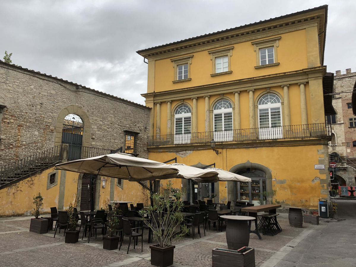 Picture Italy Prato 2024-09 39 - Savings Prato