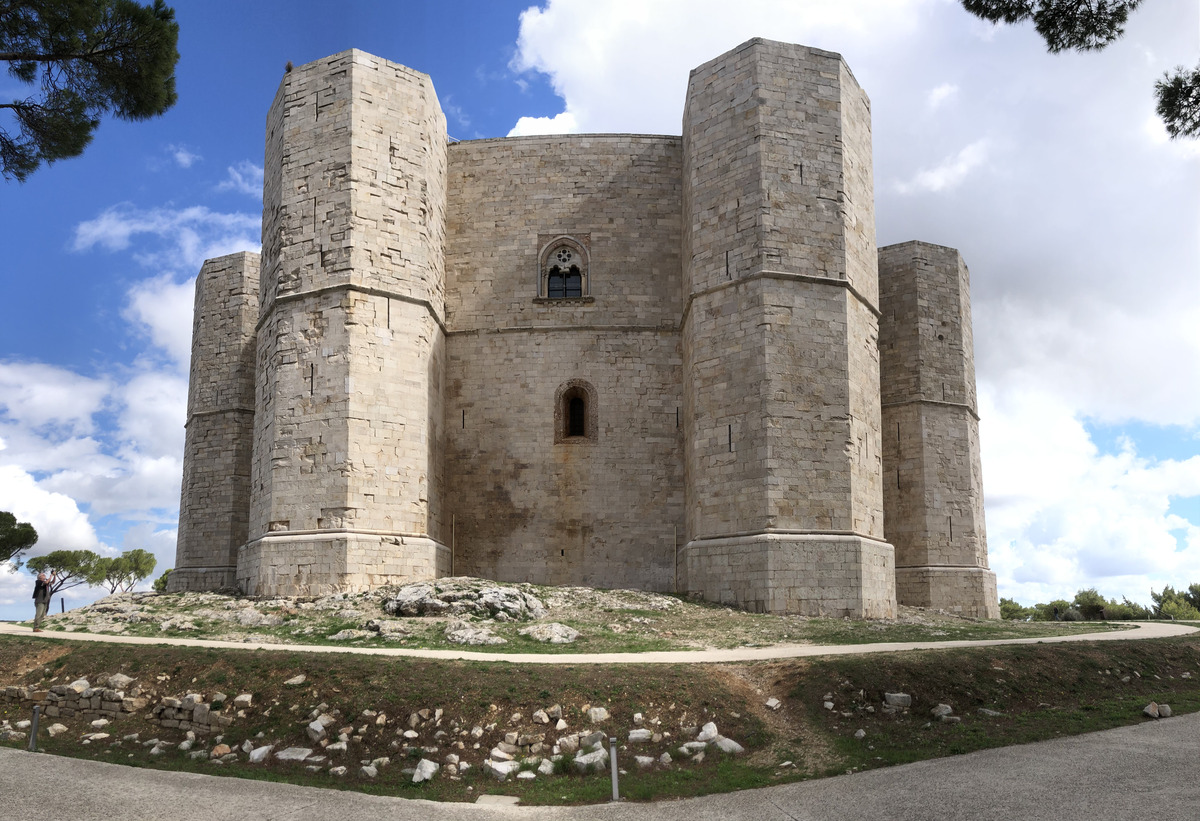 Picture Italy Castel del monte 2024-09 13 - Sunset Castel del monte