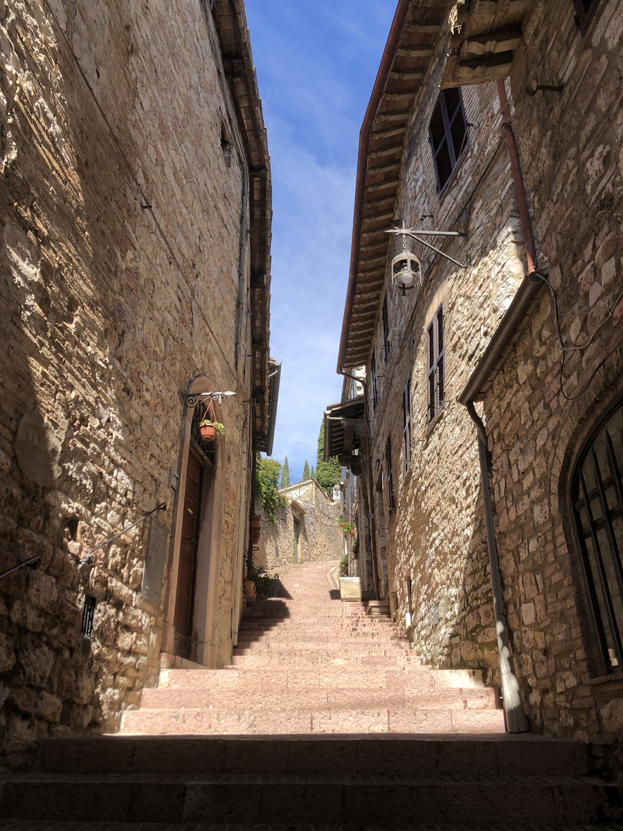 Picture Italy Assisi 2024-09 106 - Hot Season Assisi