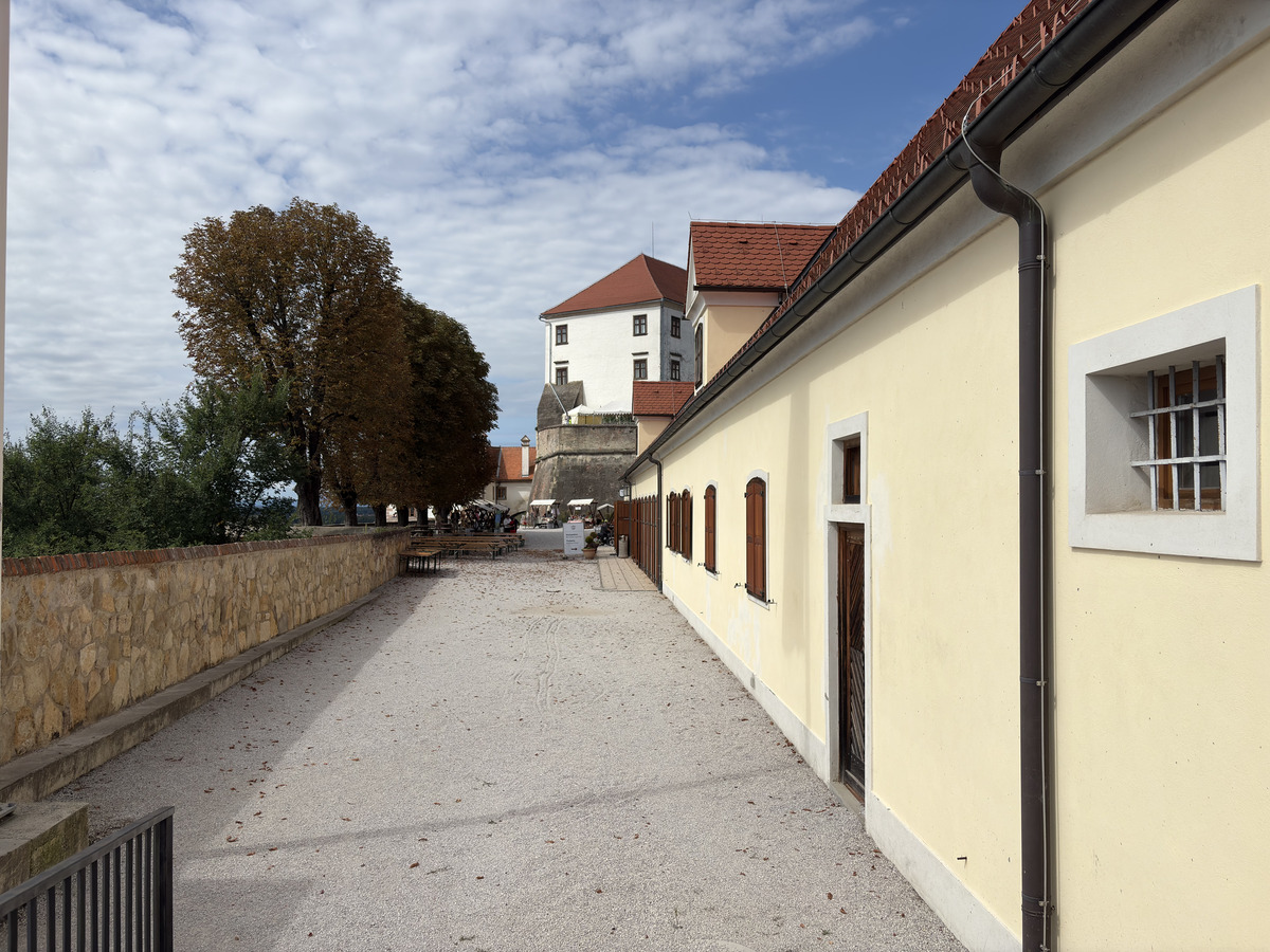 Picture Slovenia Ptuj 2025-09 23 - Price Ptuj