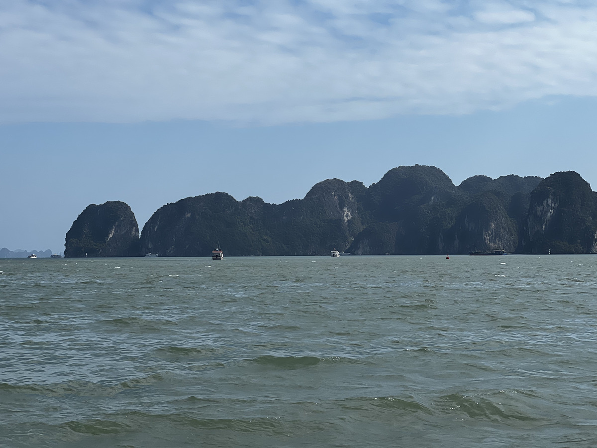 Picture Vietnam Ha Long Bay 2024-01 61 - Night Ha Long Bay