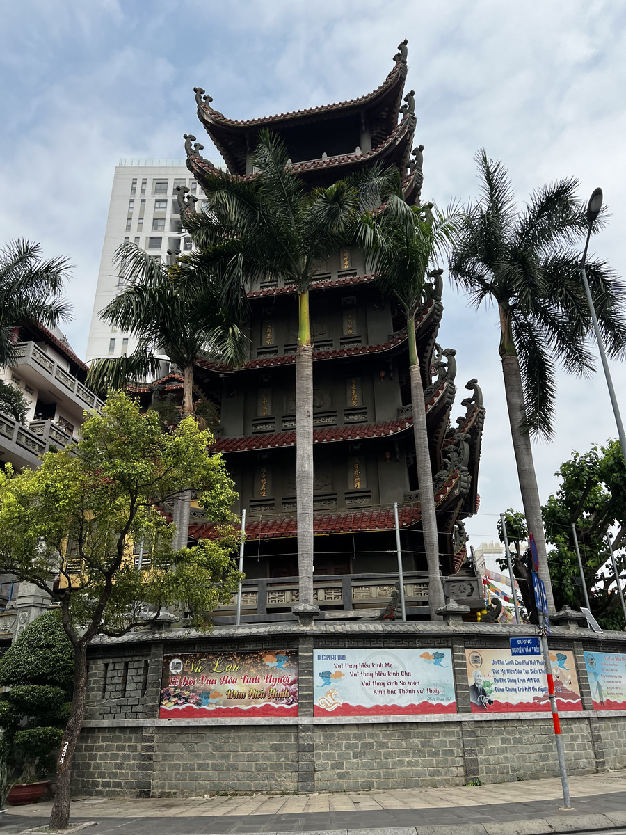 Picture Vietnam Saigon 2024-01 6 - Monument Saigon