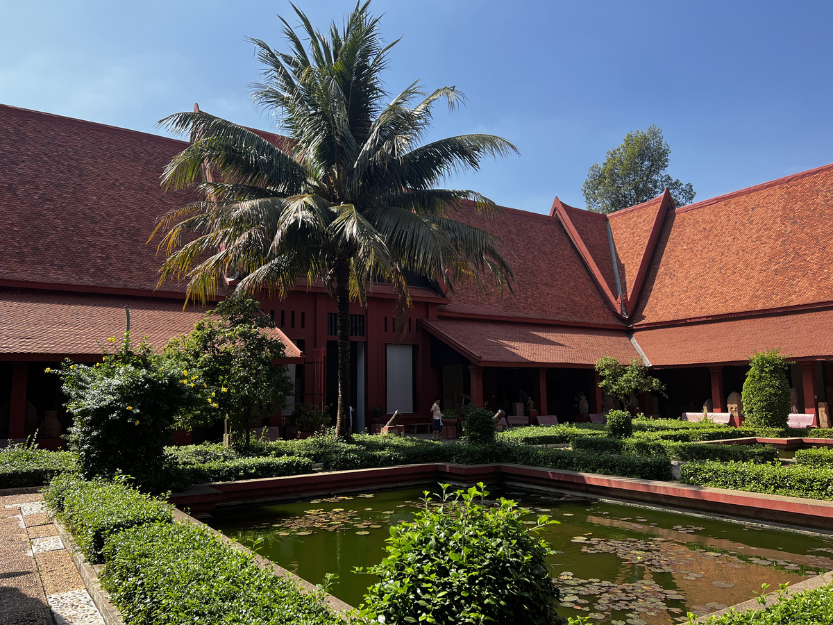 Picture Cambodia Phnom Penh Cambodia National Museum 2024-01 104 - Waterfalls Cambodia National Museum