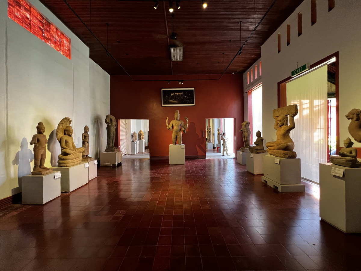 Picture Cambodia Phnom Penh Cambodia National Museum 2024-01 51 - French Restaurant Cambodia National Museum