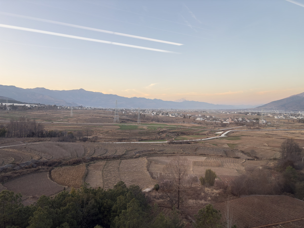 Picture China Dali Train to Lijiang 2026-01 3 - French Restaurant Train to Lijiang