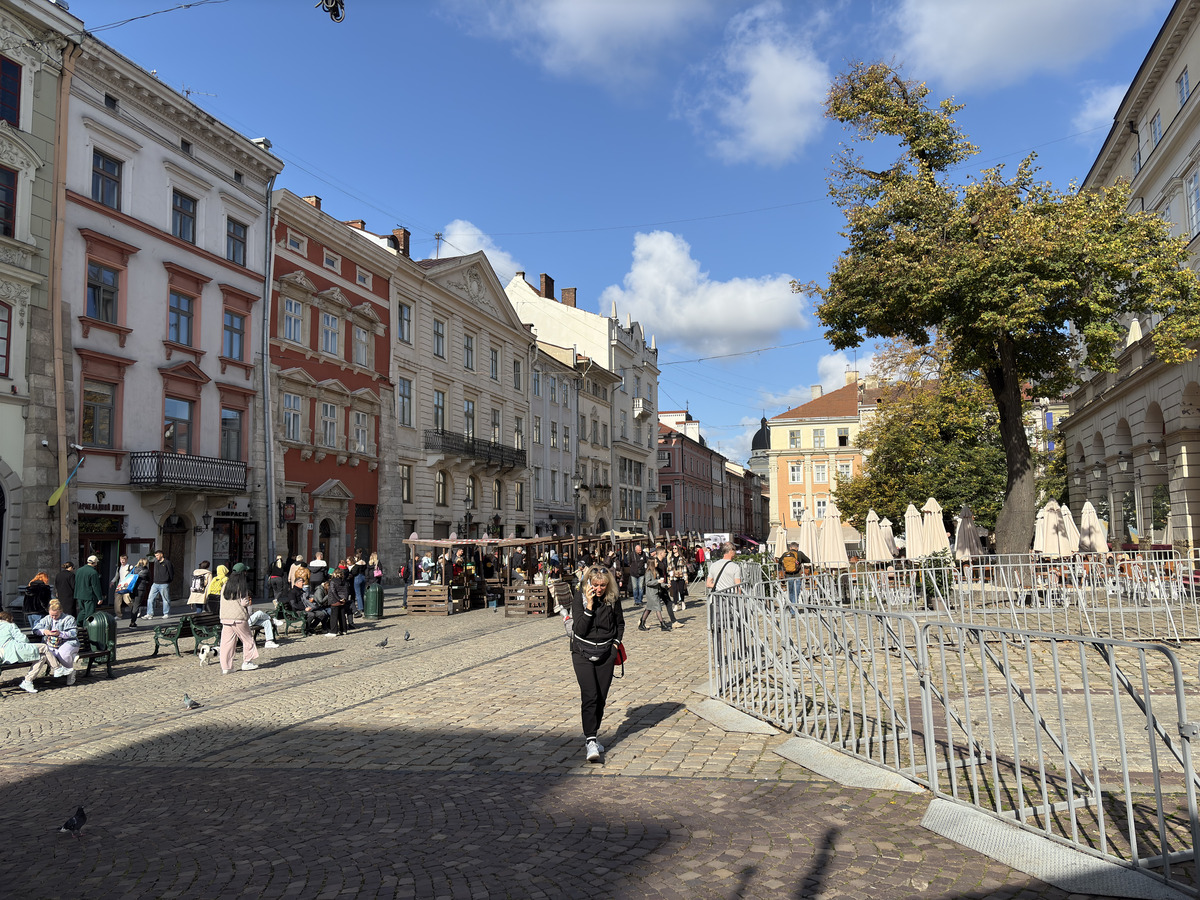 Picture Ukraine Lviv 2024-10 343 - Cheap Room Lviv