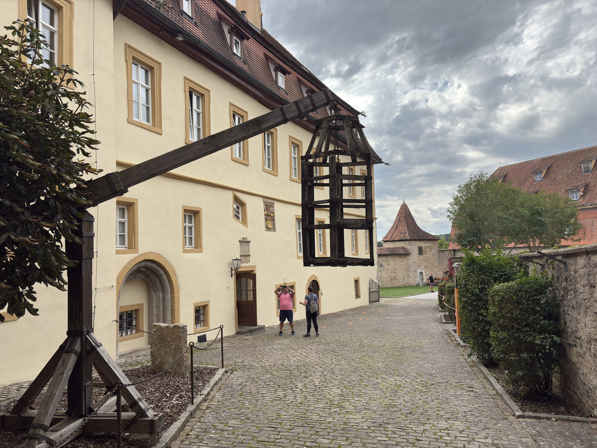 Picture Germany Rothenburg ob der Tauber⁩ 2025-09 247 - Savings Rothenburg ob der Tauber⁩
