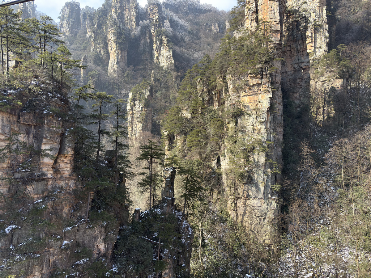 Picture China Zhangjiajie Tianzi Mountrain 2026-01 272 - Waterfalls Tianzi Mountrain