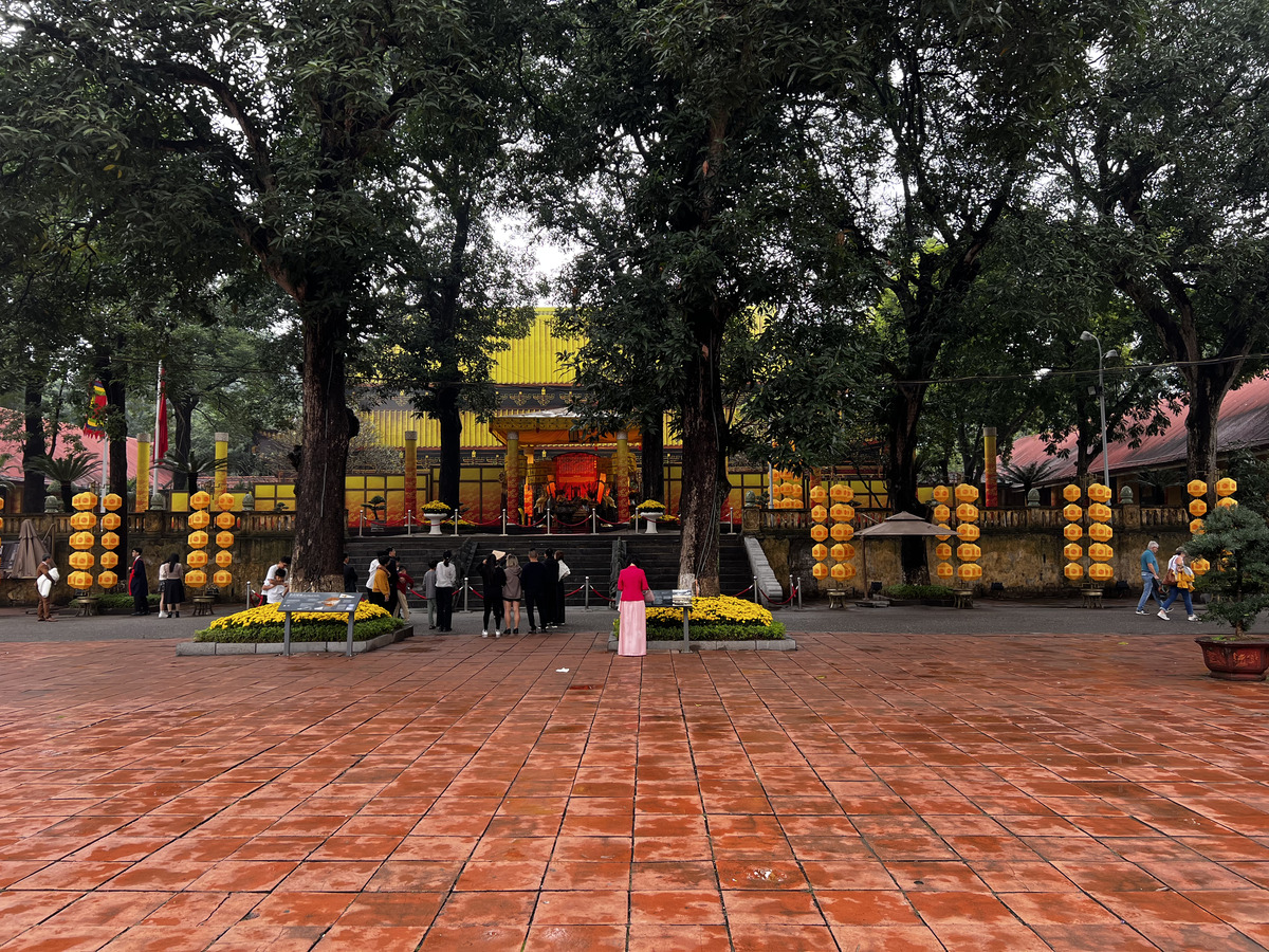 Picture Vietnam Hanoi Thang Long Citadel 2024-01 18 - To see Thang Long Citadel