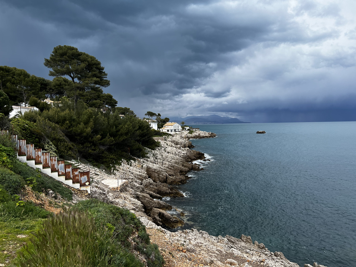 Picture France Antibes 2024-04 2 - Resorts Antibes