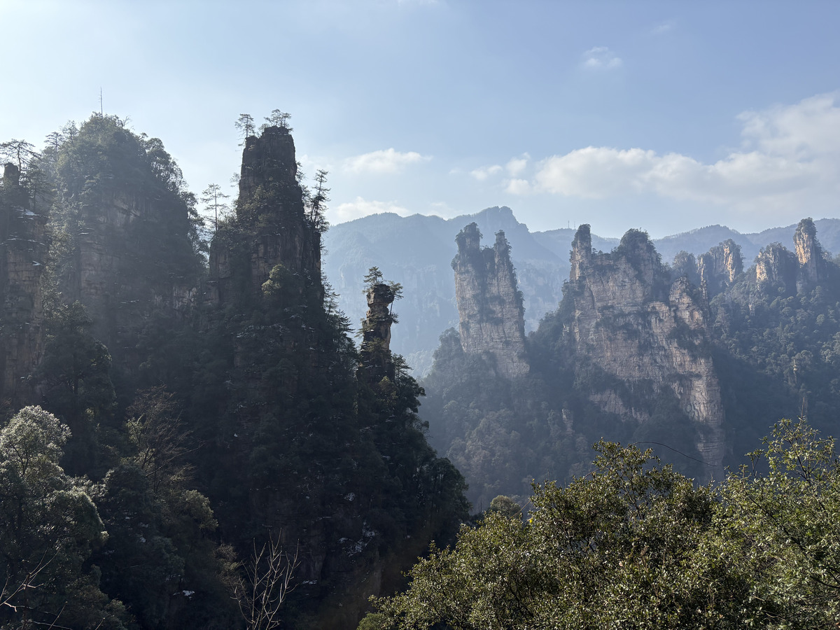 Picture China Zhangjiajie Tianzi Mountrain 2026-01 45 - Hotel Pool Tianzi Mountrain