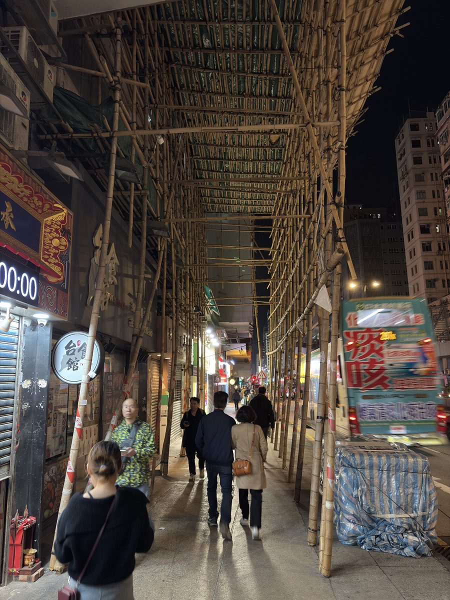 Picture Hong-Kong Mong Kok 2026-01 7 - Sunrise Mong Kok