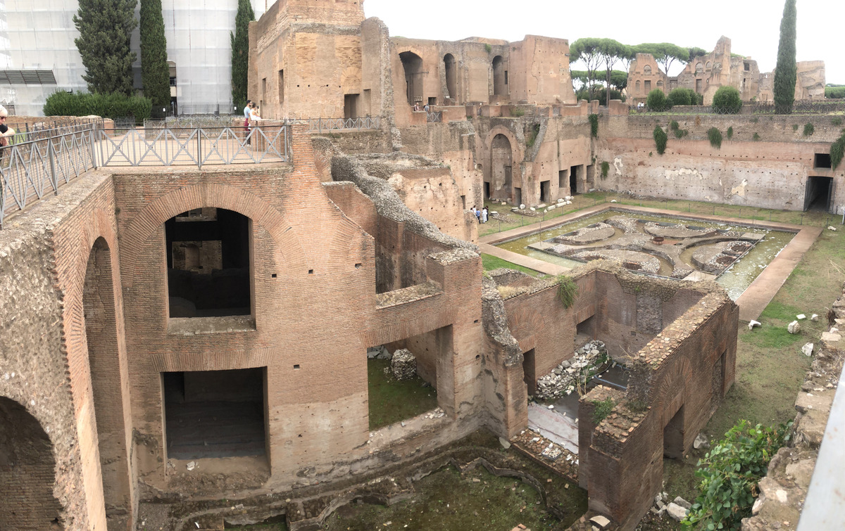 Picture Italy Rome Roman Forum 2024-09 88 - Shopping Roman Forum