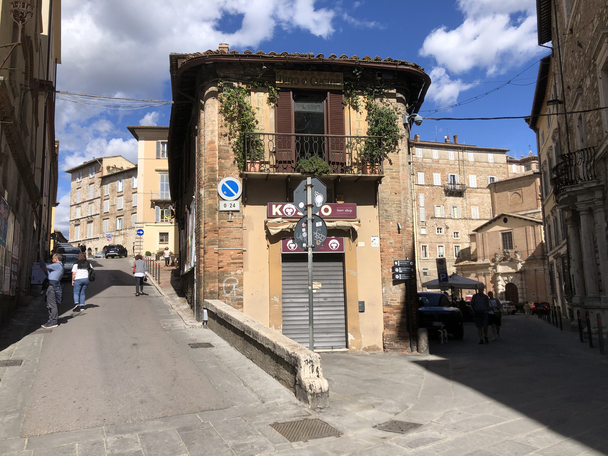 Picture Italy Perugia 2024-09 41 - Spring Perugia