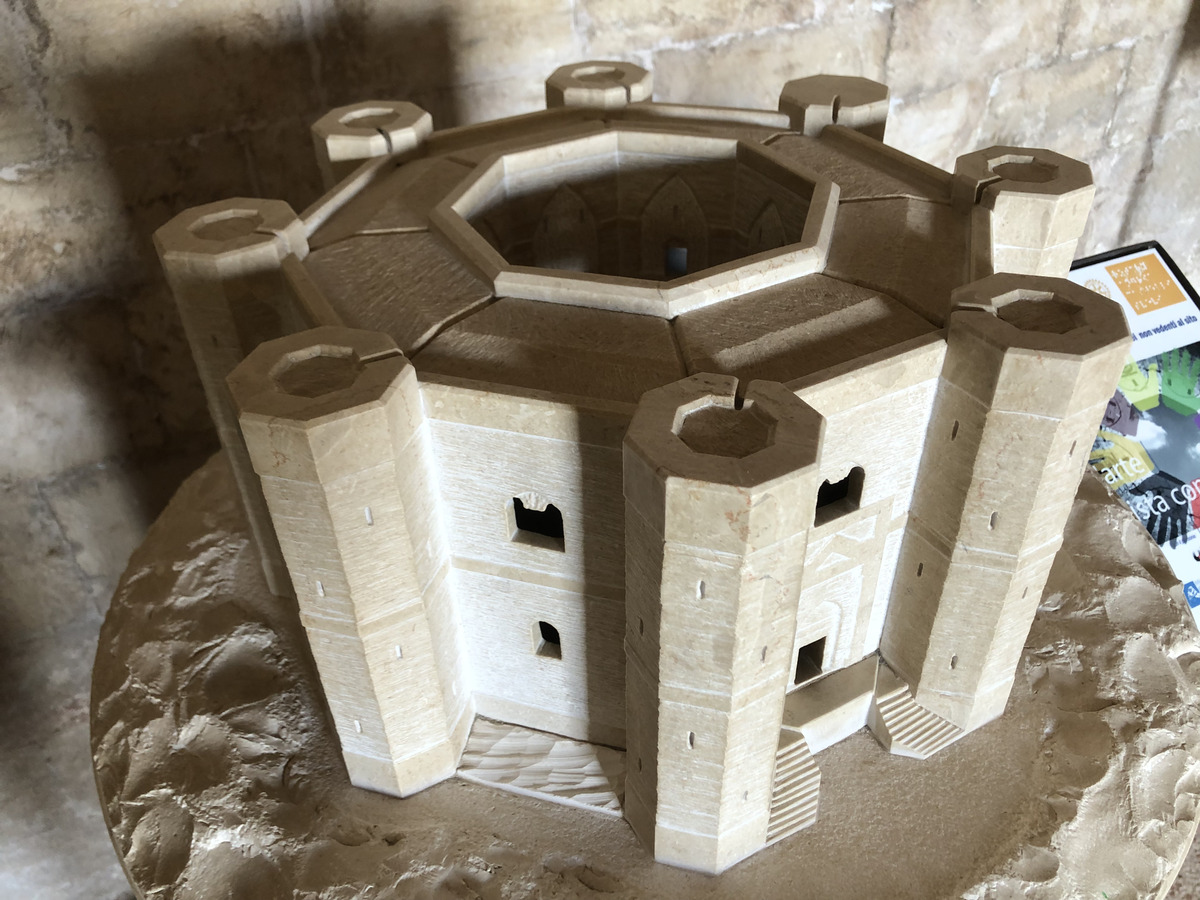 Picture Italy Castel del monte 2024-09 30 - Spring Castel del monte