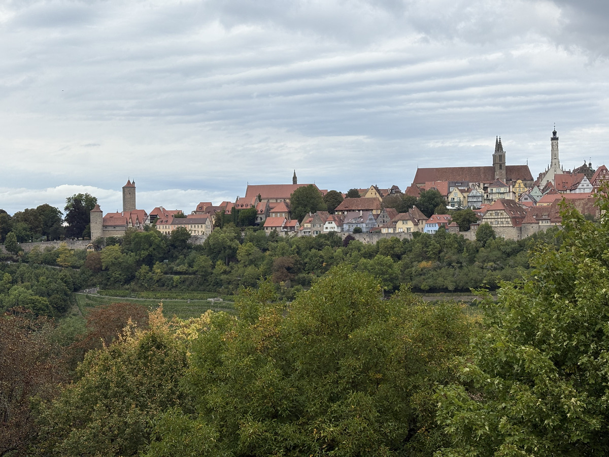 Picture Germany Rothenburg ob der Tauber⁩ 2025-09 80 - Street Rothenburg ob der Tauber⁩