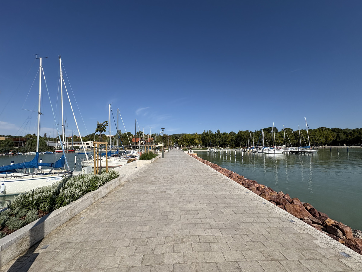 Picture Hungary Balaton Lake 2025-09 21 - Hot Season Balaton Lake