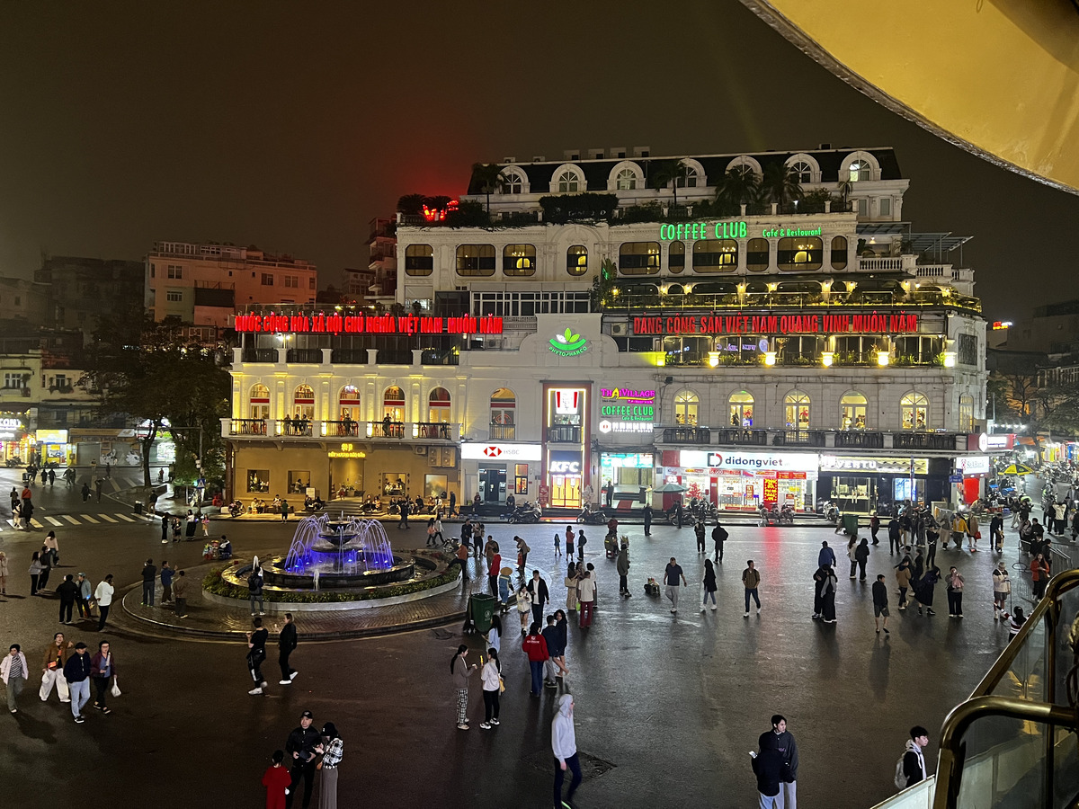 Picture Vietnam Hanoi Hoan Kiem Lake 2024-01 24 - City Sight Hoan Kiem Lake