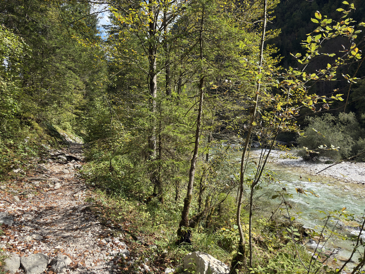 Picture Slovenia Soca River 2025-09 153 - Transport Soca River