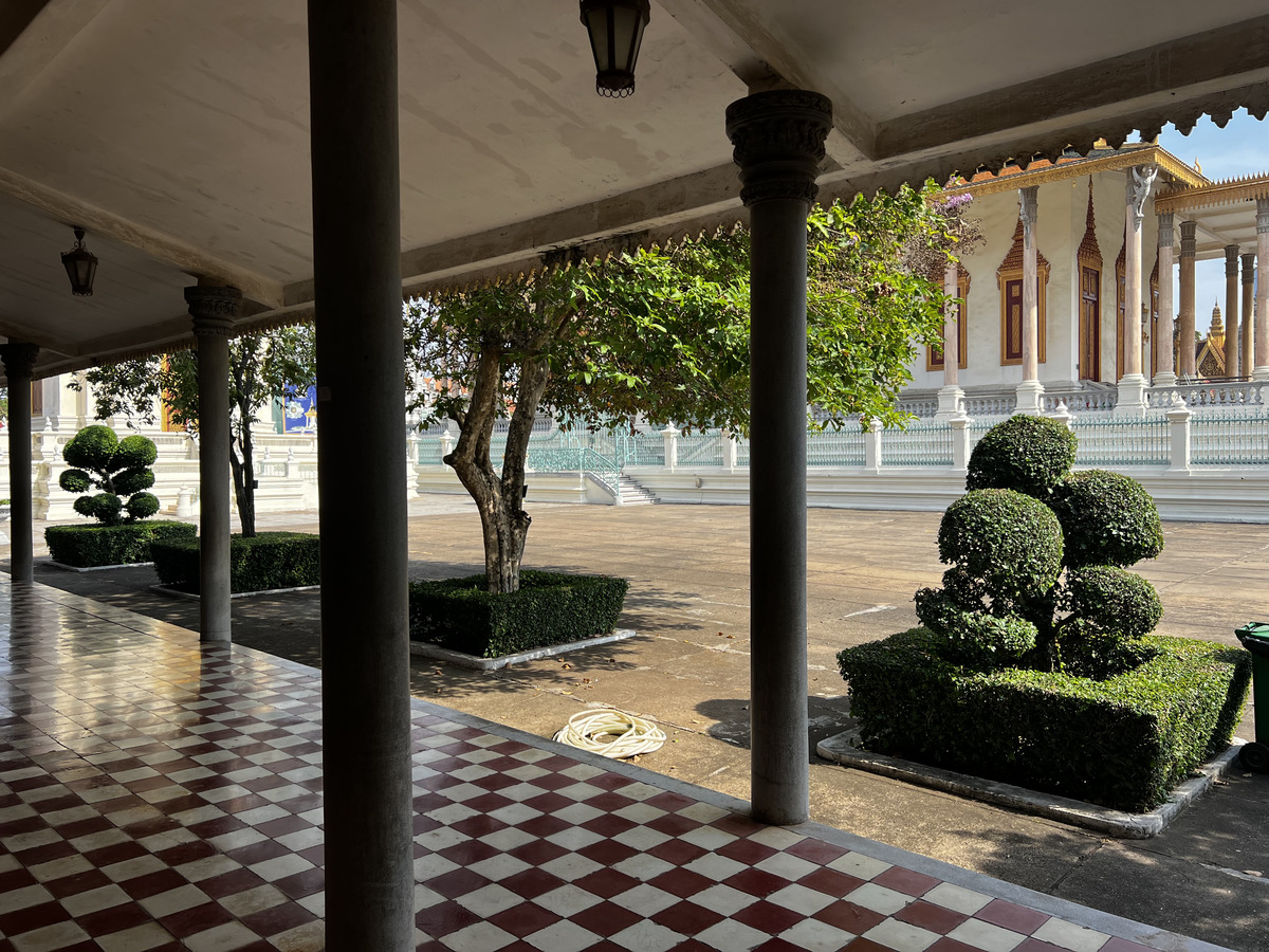 Picture Cambodia Phnom Penh Royal Palace 2024-01 0 - Hotel Royal Palace