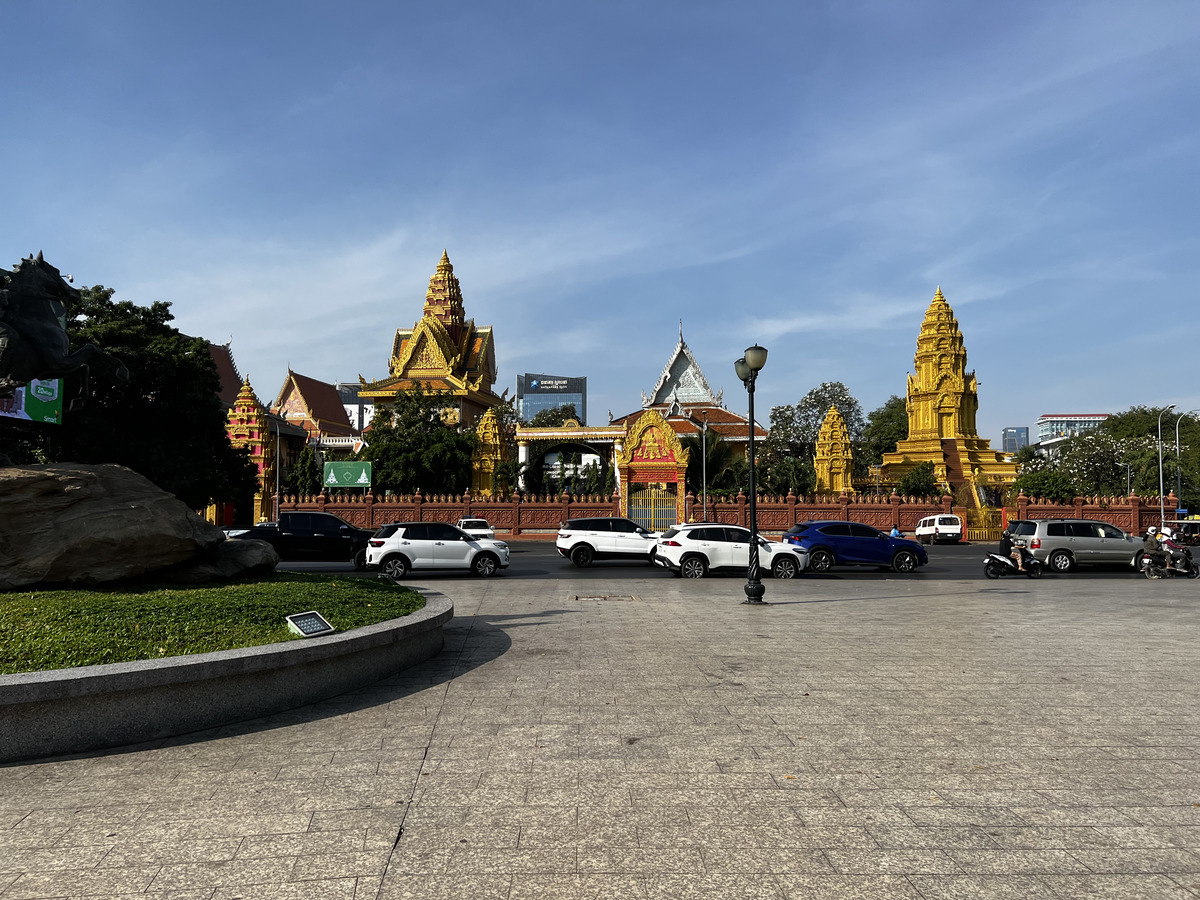 Picture Cambodia Phnom Penh 2024-01 33 - Waterfalls Phnom Penh
